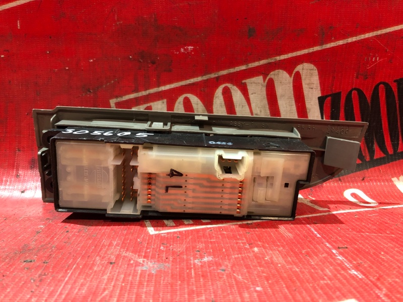 Блок управления стеклоподъемниками, 700 рублей, Красноярск