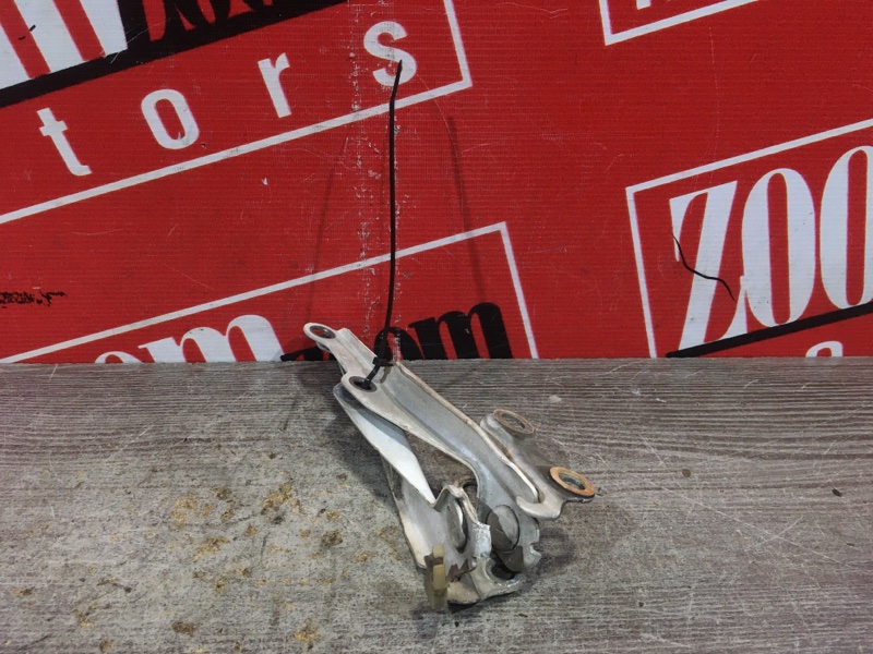 Петля (Шарнир капота), 300 рублей, Красноярск