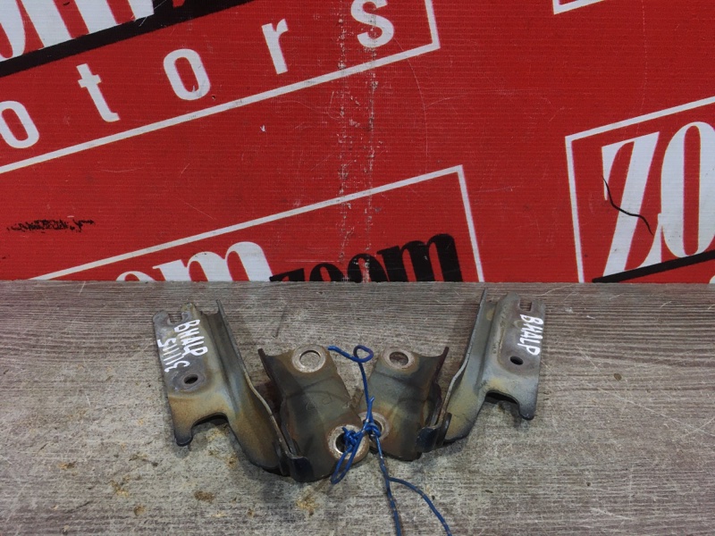 Петля (Шарнир капота), 500 рублей, Красноярск