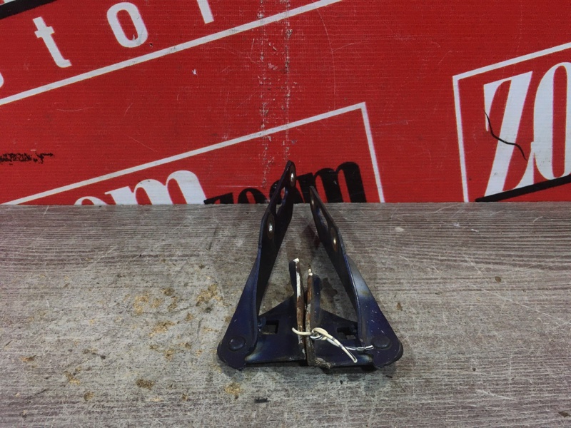 Петля (Шарнир капота), 500 рублей, Красноярск