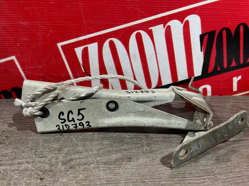 Петля (Шарнир капота), 500 рублей, Красноярск