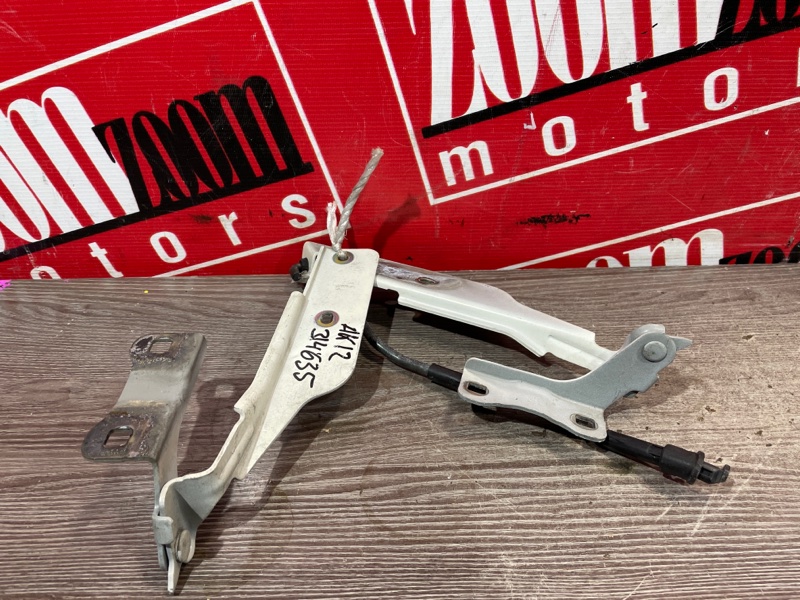 Петля (Шарнир капота), 400 рублей, Красноярск