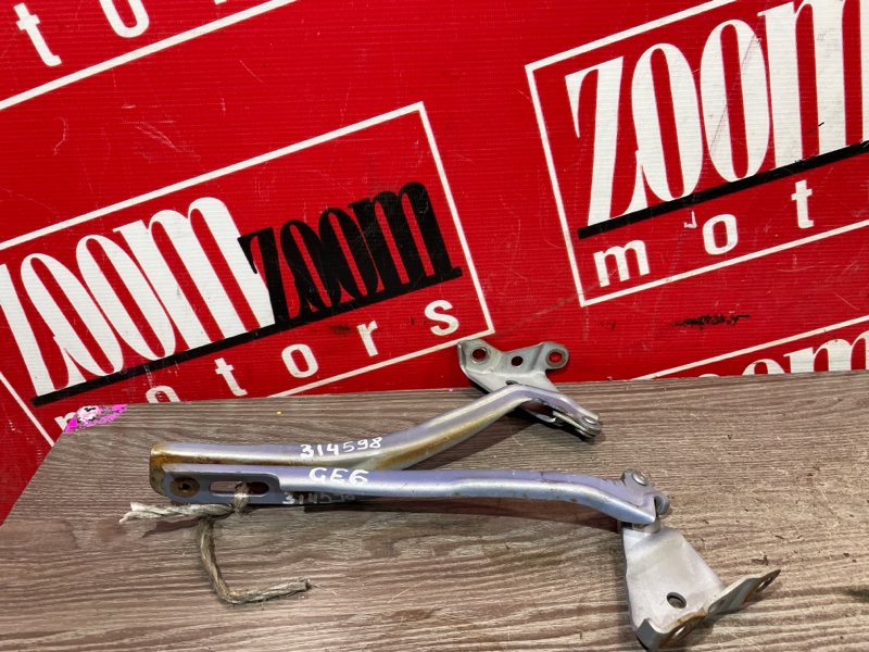 Кронштейн капота, 500 рублей, Красноярск