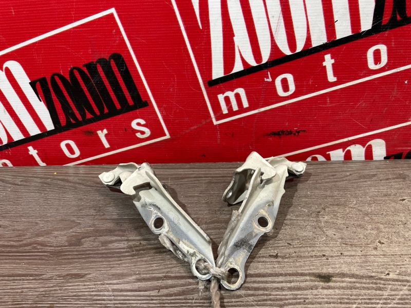 Петля (Шарнир капота), 400 рублей, Красноярск