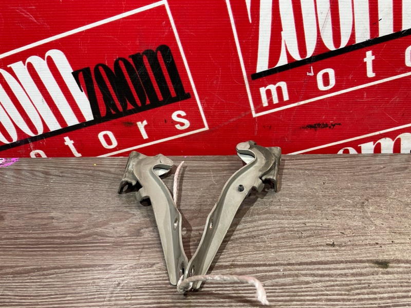 Петля (Шарнир капота), 500 рублей, Красноярск