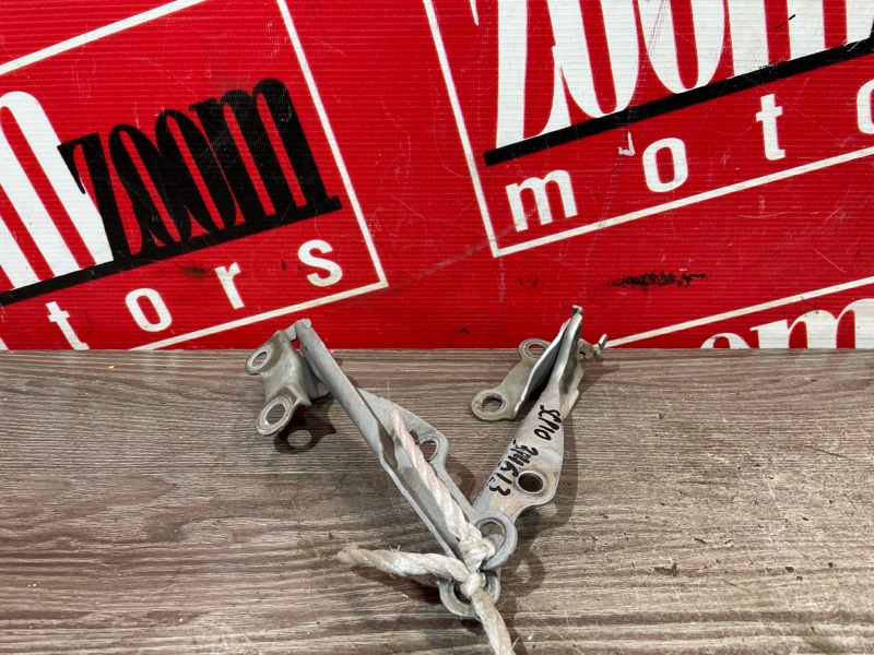 Петля (Шарнир капота), 300 рублей, Красноярск