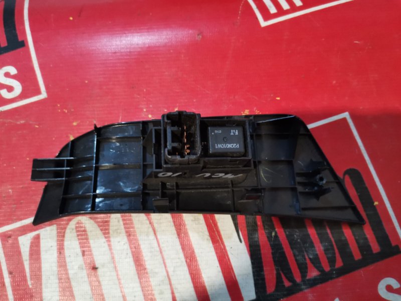 Кнопка управления стеклоподъёмником, 500 рублей, Красноярск