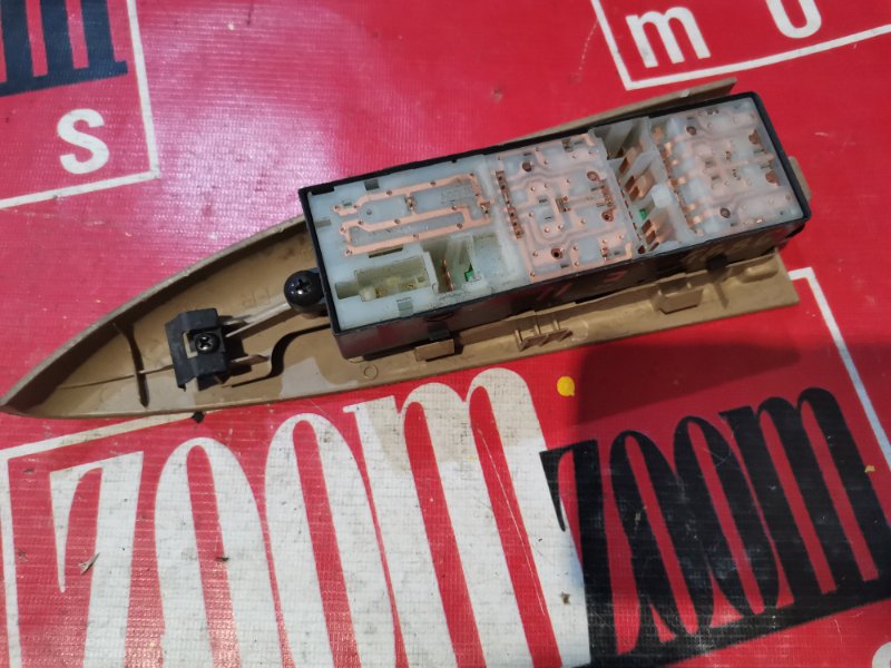 Блок управления стеклоподъемниками, 500 рублей, Красноярск