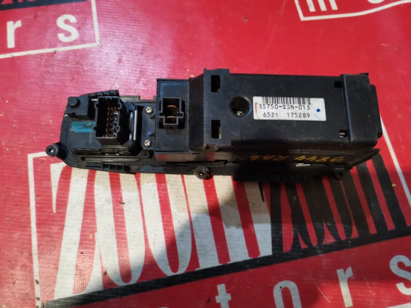 Блок управления стеклоподъемниками, 800 рублей, Красноярск