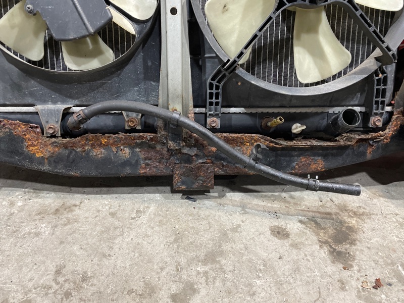 Рамка радиатора, 1400 рублей, Солонцы