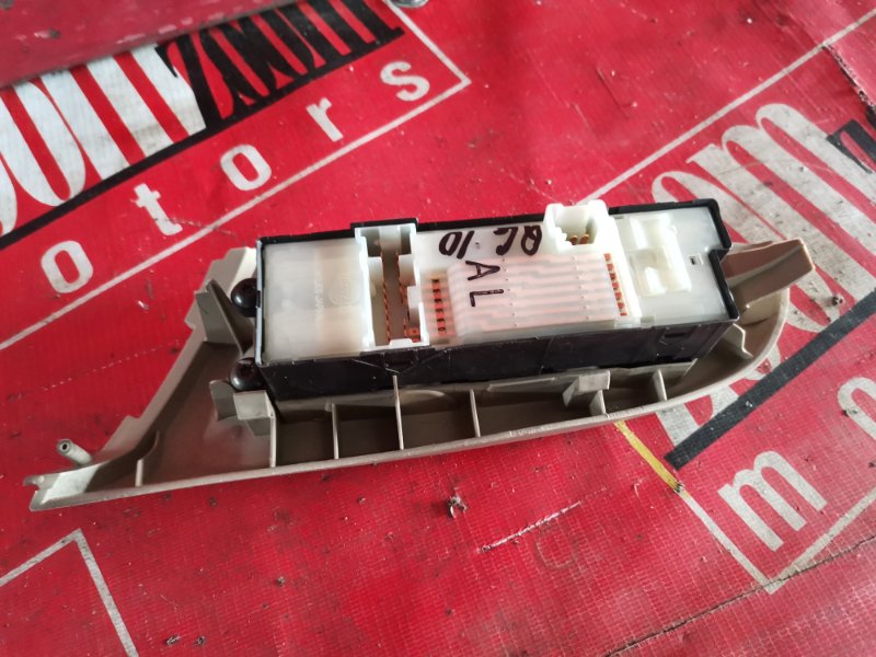 Блок управления стеклоподъемниками, 400 рублей, Красноярск