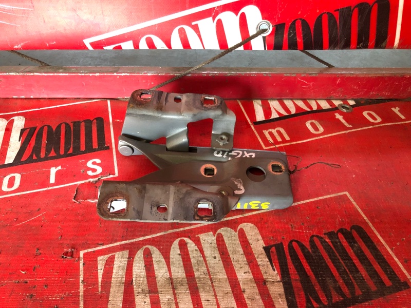 Петля (Шарнир капота), 400 рублей, Красноярск