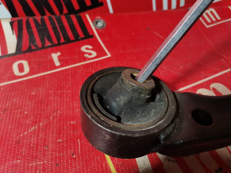 Рычаг подвески нижний, 1000 рублей, Красноярск