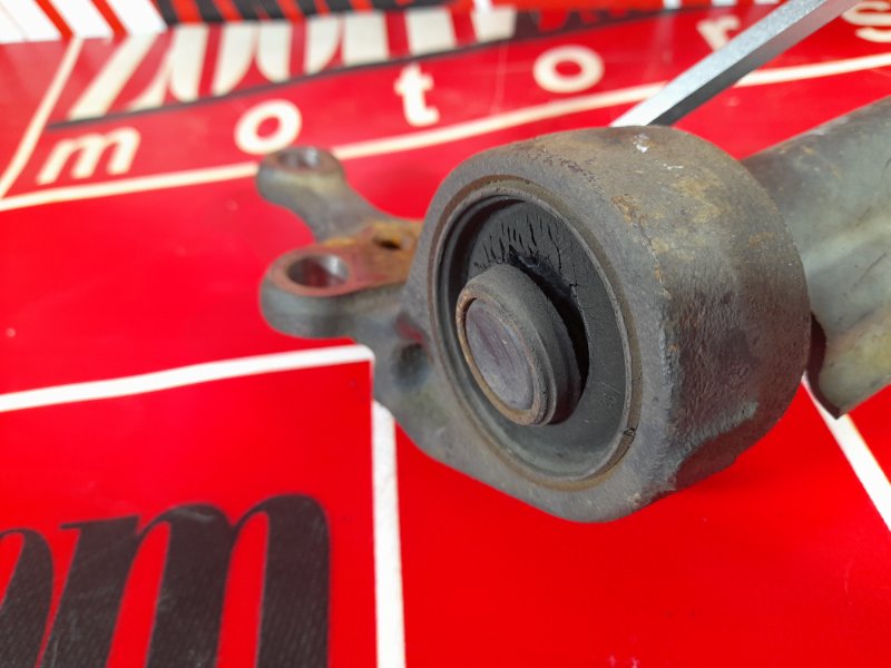 Рычаг подвески нижний, 1000 рублей, Красноярск