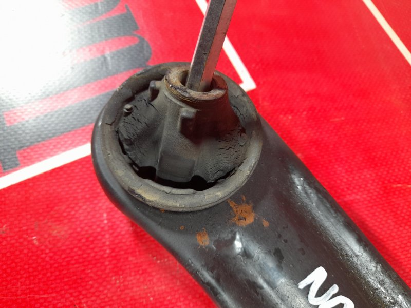 Рычаг подвески нижний, 1600 рублей, Красноярск