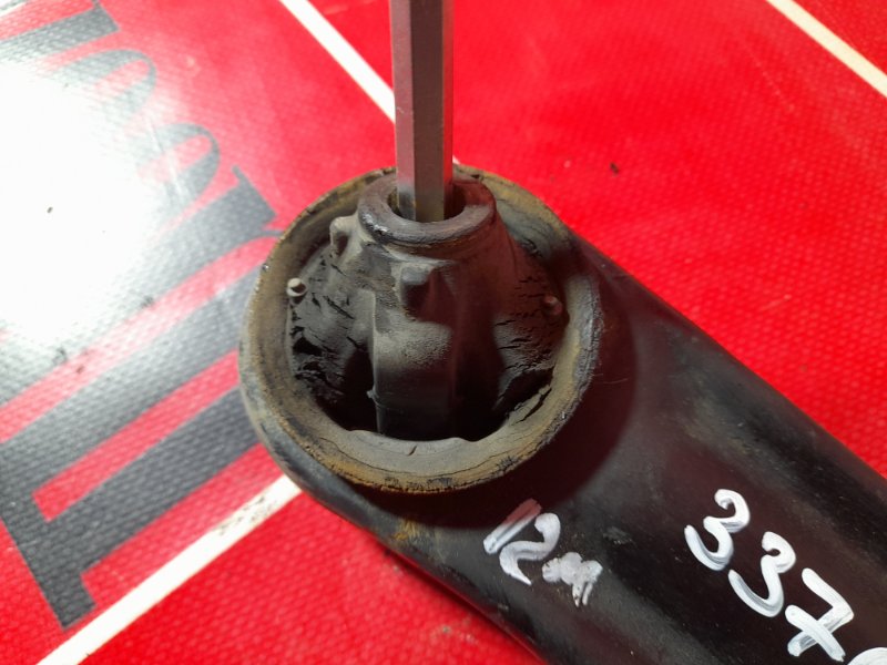 Рычаг подвески нижний, 1600 рублей, Красноярск