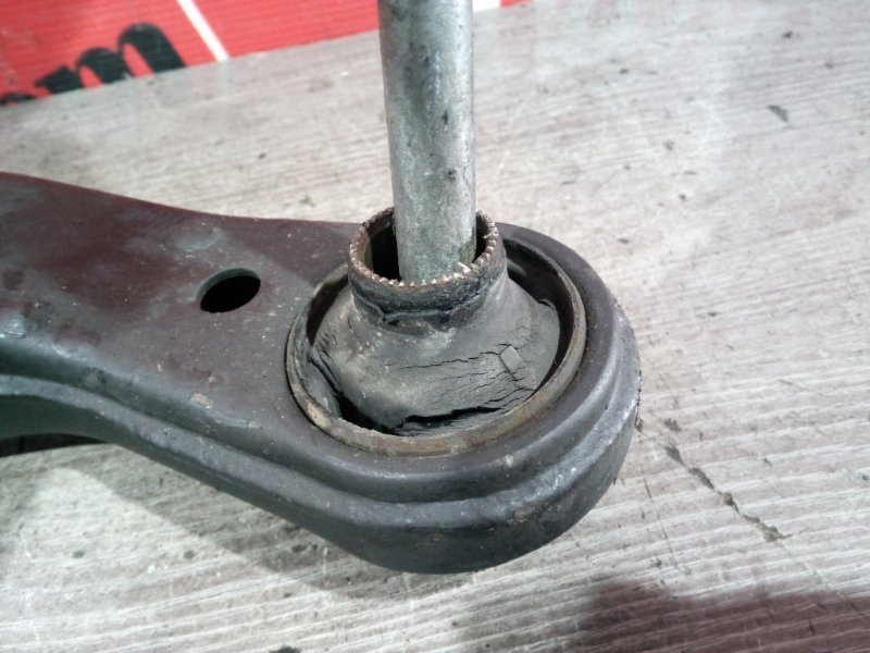 Рычаг подвески нижний, 1000 рублей, Красноярск