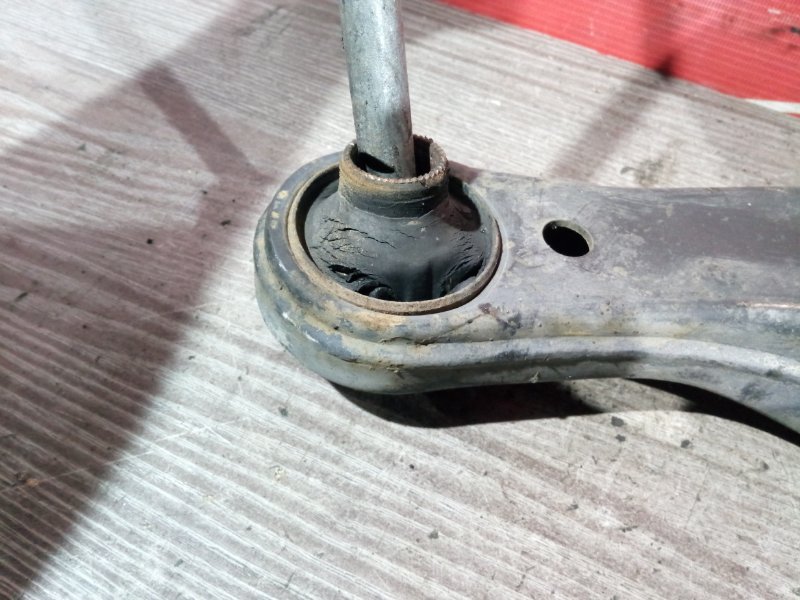 Рычаг подвески нижний, 1000 рублей, Красноярск