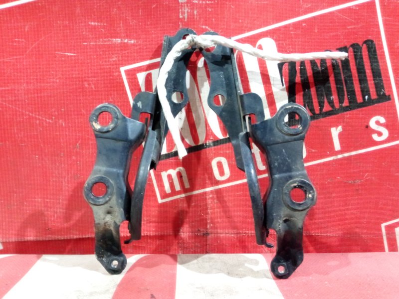 Петля (Шарнир капота), 1000 рублей, Красноярск