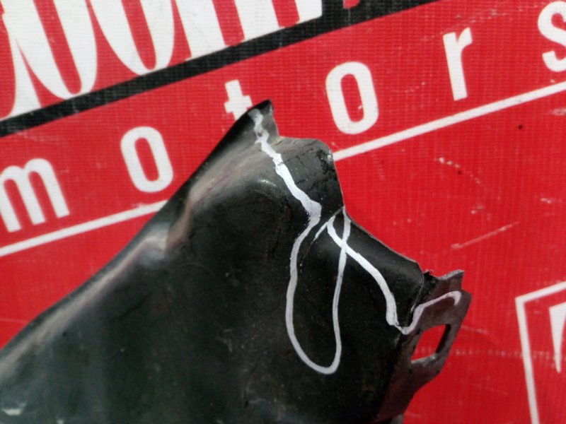 Подкрылок, 500 рублей, Красноярск