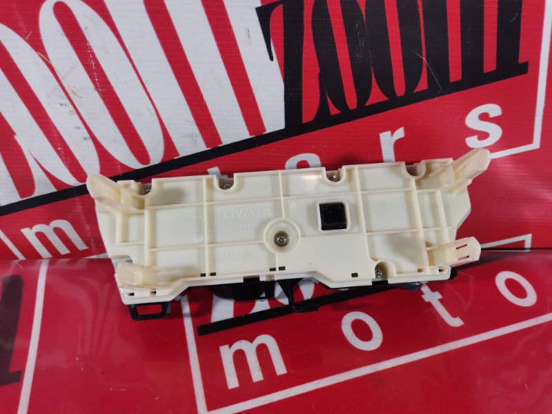 Блок управления климат-контролем, 500 рублей, Красноярск