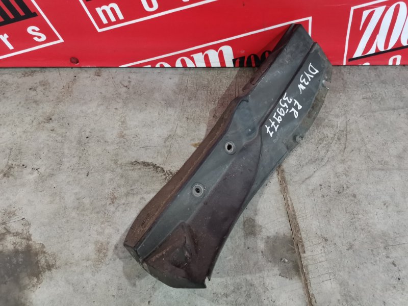 Подкрылок, 700 рублей, Красноярск