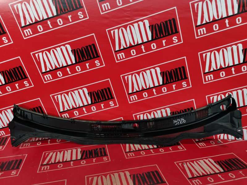 Решетка под лобовое стекло, 1000 рублей, Красноярск