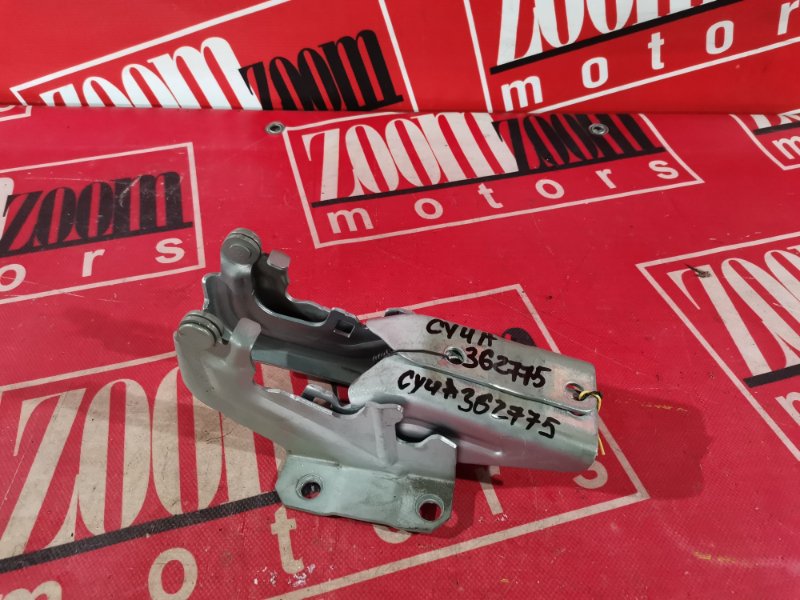 Петля (Шарнир капота), 1000 рублей, Красноярск