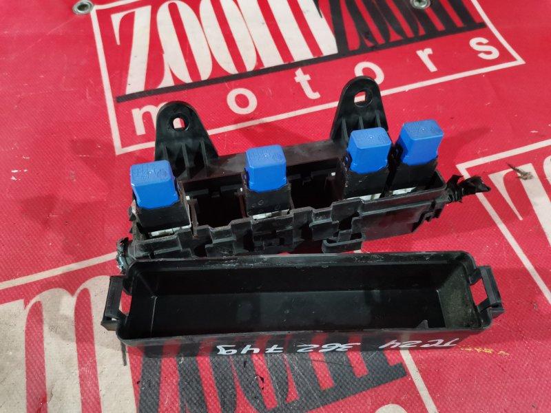 Блок реле и предохранителей, 500 рублей, Красноярск