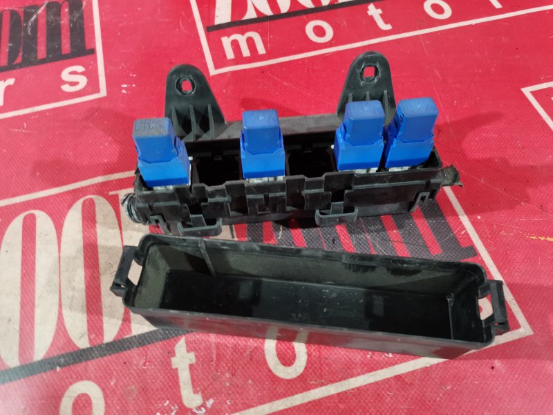 Блок реле и предохранителей, 500 рублей, Красноярск