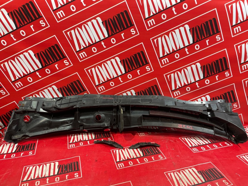 Решетка под лобовое стекло, 1000 рублей, Красноярск