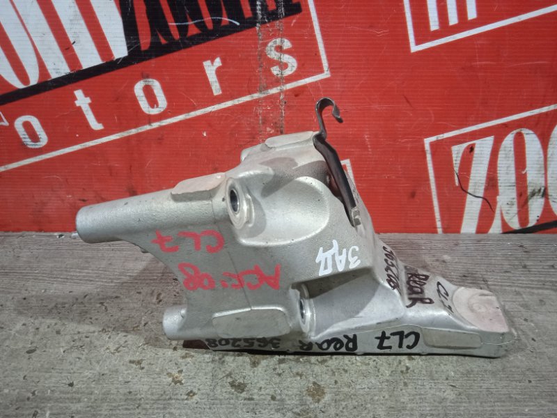 Кронштейн, 500 рублей, Красноярск