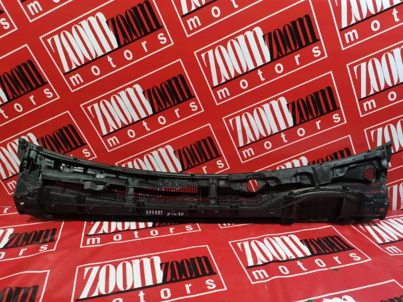 Решетка под лобовое стекло, 500 рублей, Красноярск