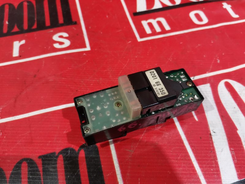 Блок управления стеклоподъемниками, 500 рублей, Красноярск