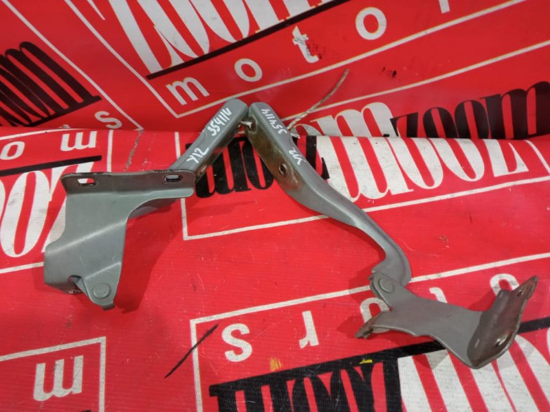 Петля (Шарнир капота), 500 рублей, Красноярск