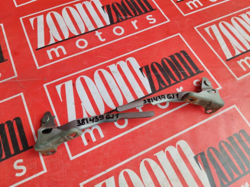 Петля (Шарнир капота), 500 рублей, Красноярск