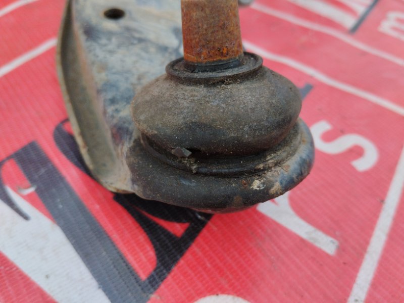 Рычаг подвески нижний, 1500 рублей, Красноярск