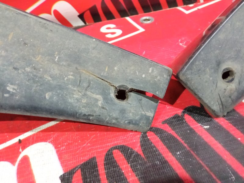 Брызговик, 1900 рублей, Красноярск