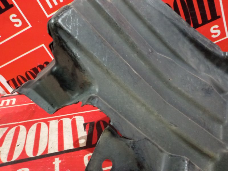 Подкрылок, 300 рублей, Красноярск