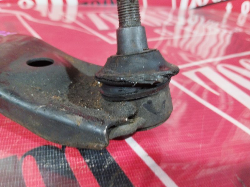 Рычаг подвески нижний, 2000 рублей, Солонцы