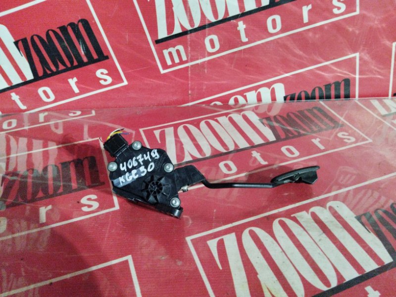 Педаль газа, 1000 рублей, Красноярск