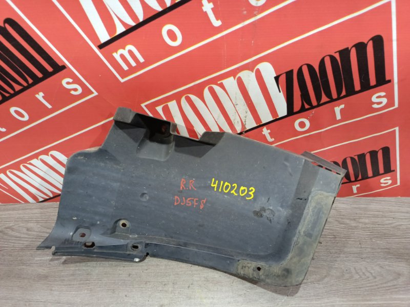 Подкрылок, 2900 рублей, Красноярск