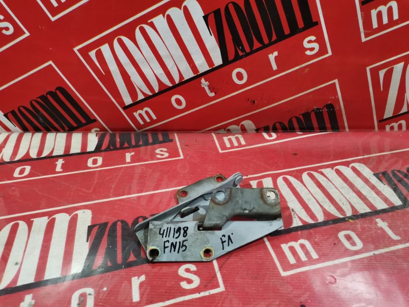 Петля (Шарнир капота), 500 рублей, Красноярск