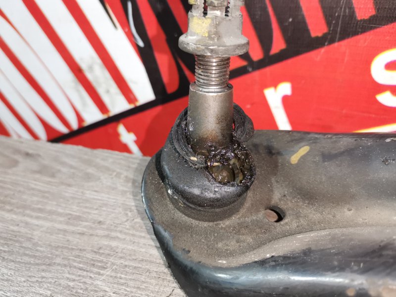 Рычаг подвески нижний, 1600 рублей, Красноярск