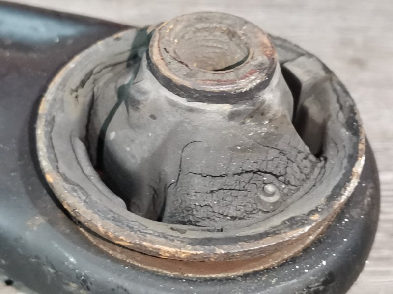 Рычаг подвески нижний, 1600 рублей, Красноярск