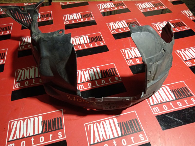 Подкрылок, 400 рублей, Красноярск