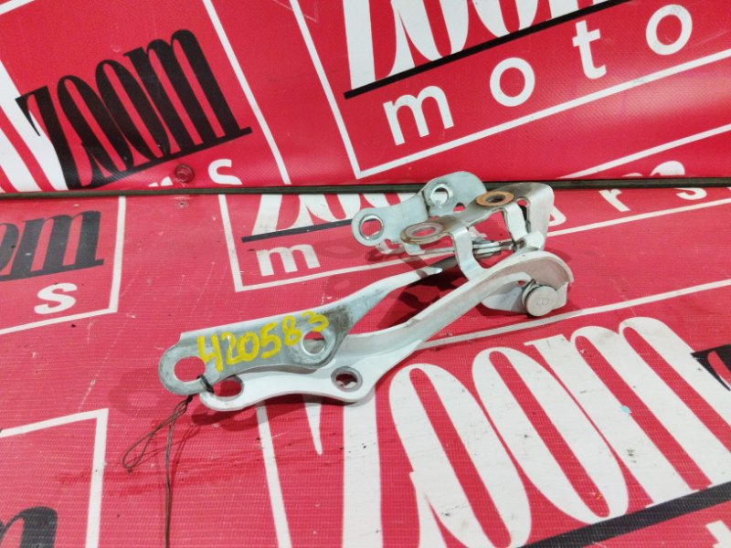 Петля (Шарнир капота), 800 рублей, Красноярск