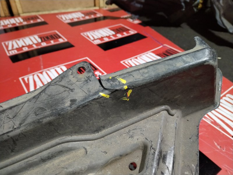 Подкрылок, 1500 рублей, Красноярск