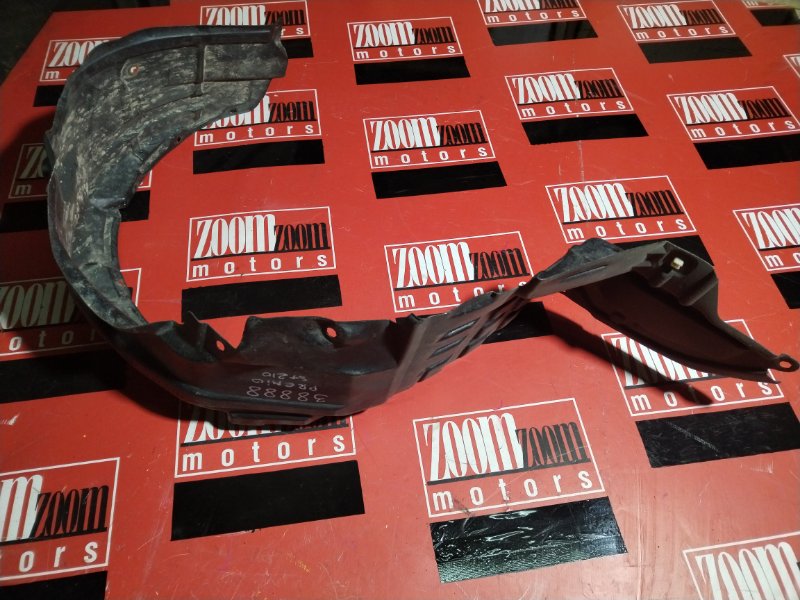 Подкрылок, 300 рублей, Красноярск