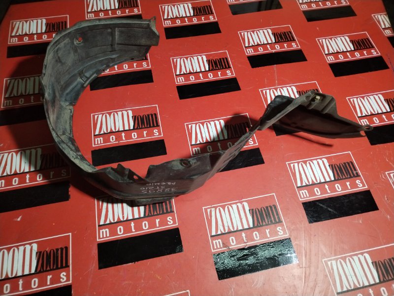 Подкрылок, 300 рублей, Красноярск